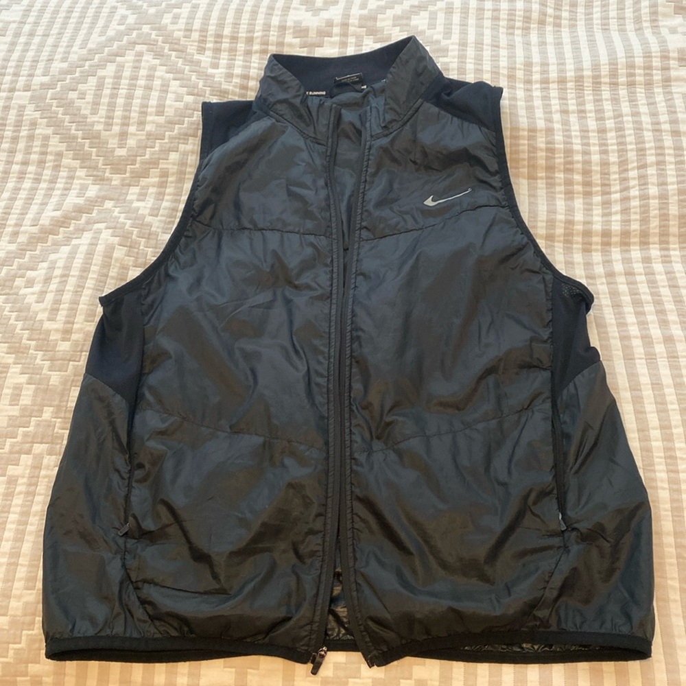 Men’s Nike running vest black